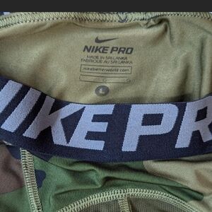 Nike pro camo